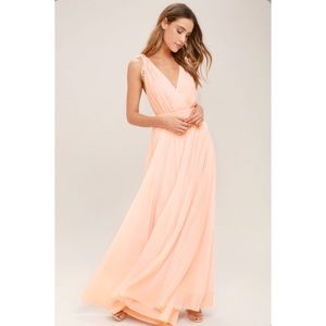 Lulus blush Bridesmaid dress- worn once Sz Small